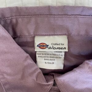 NWOT crafted for womens Dickies blouse w faint herringbone stitching 2available